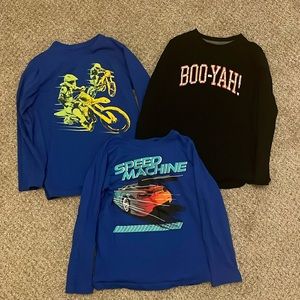 long sleeve t shirts boys size S (6-7)